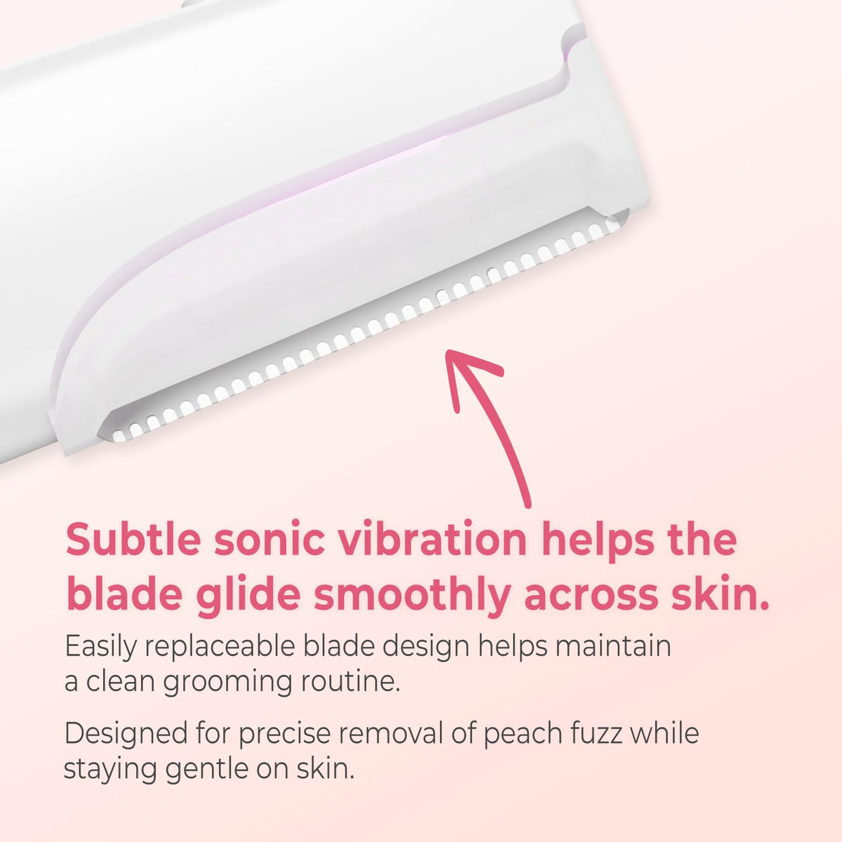 White Rechargeable Dermaplane Razor with 3 Replacement Blades T891668
